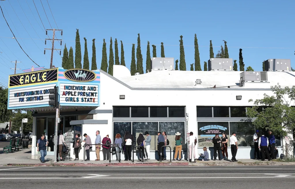 Connectivity: Moviegoing and Film Exhibition in Flux